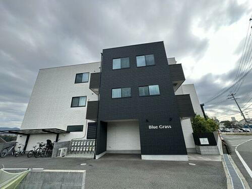 兵庫県三木市志染町東自由が丘１丁目 賃貸アパート