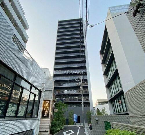 テアトル神南 18階建