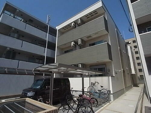 兵庫県尼崎市南塚口町８丁目 築7年2ヶ月 3階建