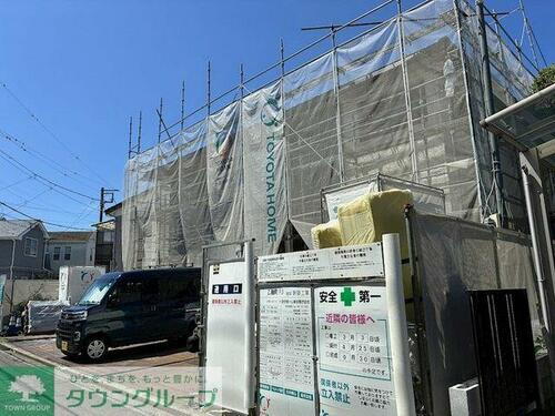 神奈川県横浜市金沢区乙舳町 2階建 