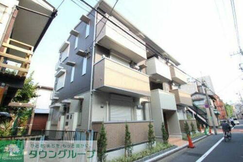 リヴェール 3階建