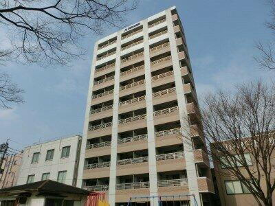 福岡県福岡市博多区下呉服町 11階建