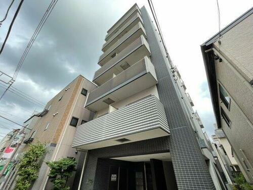 東京都荒川区東尾久２丁目 7階建