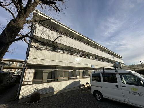 サンヒルズ大塚 3階建