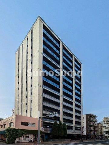 福岡県福岡市中央区荒戸１丁目  14階建