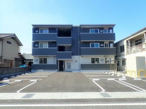 Ｄ－ｒｏｏｍＣⅦ 3階建