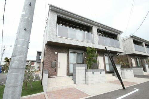 愛知県常滑市森西町２丁目 テラスハウス