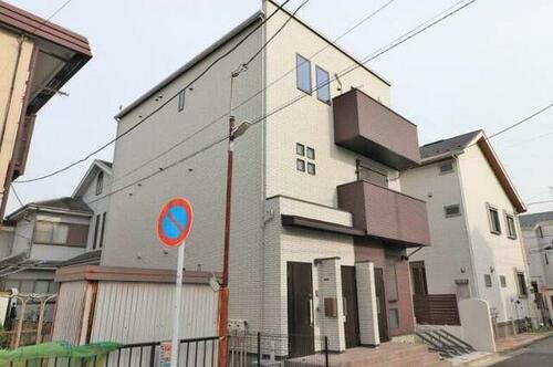 Ａｇｒｅａｂｌｅ 3階建
