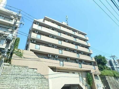 プライムアーバン鶴見寺谷 地上4階地下3階建