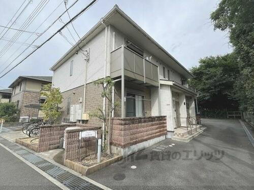 兵庫県川西市久代３丁目 築11年5ヶ月 2階建