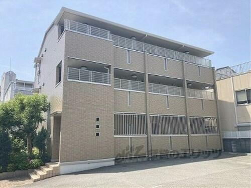 兵庫県尼崎市尾浜町３丁目 築14年10ヶ月 3階建