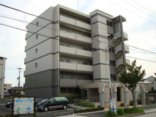 コロネット稲永 6階建