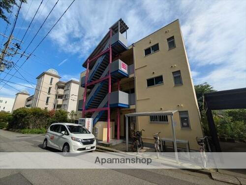 Ｒｉｏ　Ｃｅｒｅｚｏ 3階建
