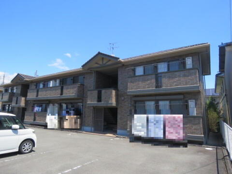 静岡県静岡市葵区瀬名川３丁目 賃貸アパート