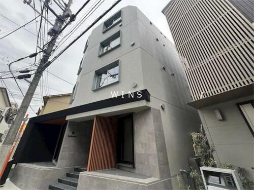 東京都中野区南台５丁目 地上4階地下1階建