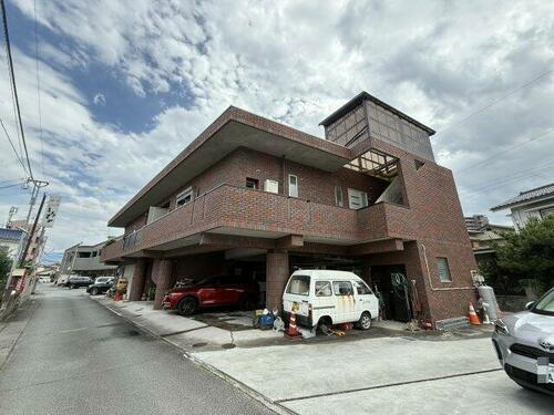 ＵＦＵ 2階建