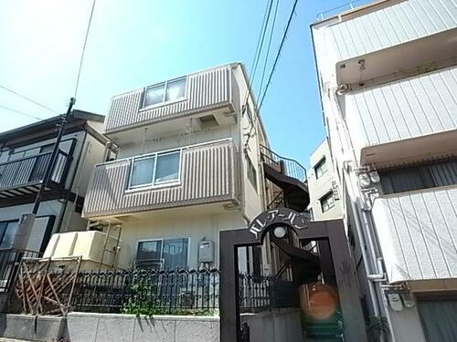 兵庫県神戸市須磨区権現町３丁目 3階建
