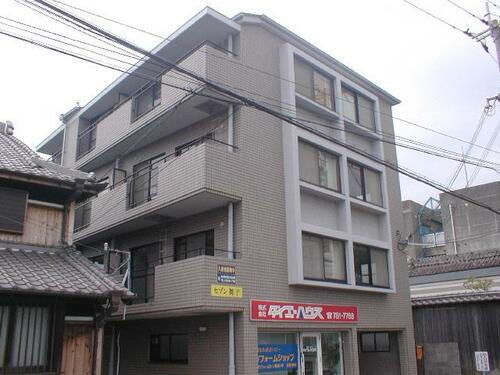 セゾン舞子 4階建