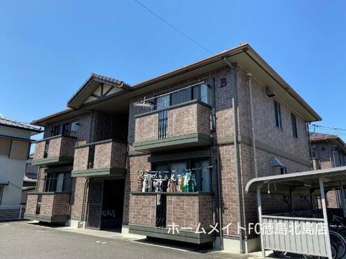 徳島県板野郡藍住町東中富字直道傍示 賃貸アパート