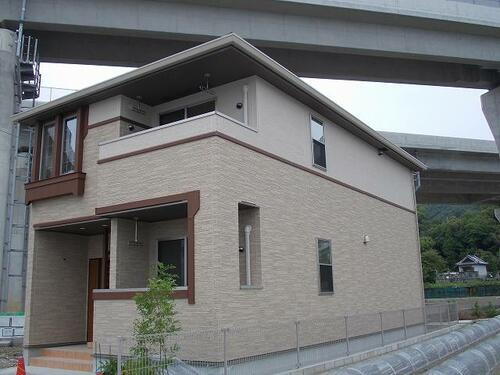 徳島県鳴門市大麻町姫田字北長田 2階建 築12年7ヶ月