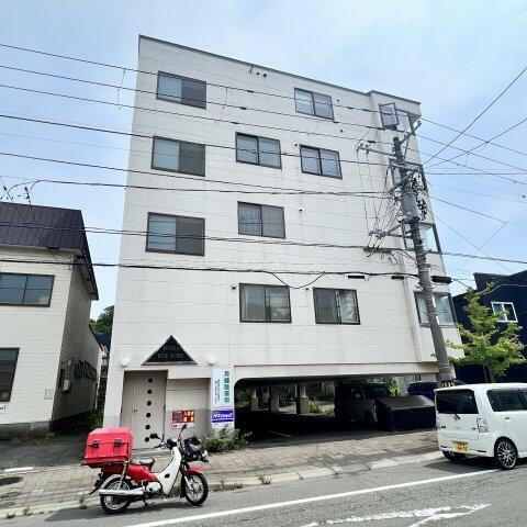 北海道室蘭市母恋北町１丁目 賃貸マンション