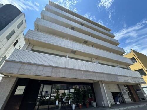 マンション西駅前 6階建