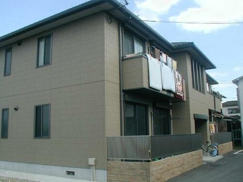 シャーメゾンアナナス 2階建