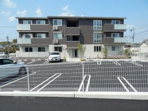 広島県福山市神辺町字徳田 賃貸アパート