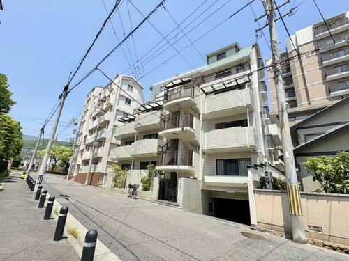 兵庫県神戸市東灘区西岡本１丁目 地上5階地下1階建