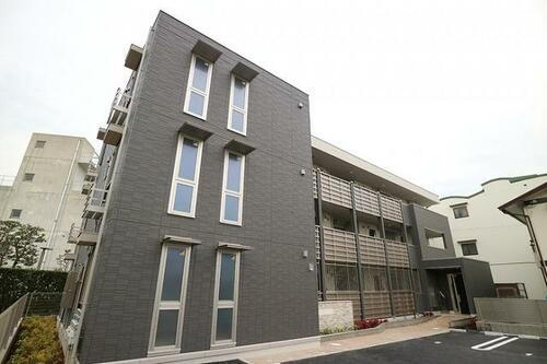 兵庫県明石市大久保町森田 3階建 築6年7ヶ月