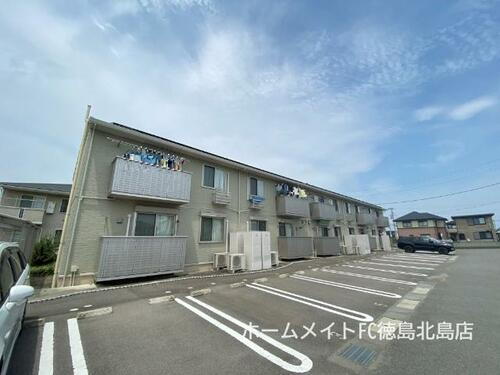 徳島県板野郡藍住町勝瑞字正喜地 2階建 築11年10ヶ月