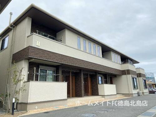 徳島県板野郡北島町鯛浜字大西 2階建 築10年10ヶ月