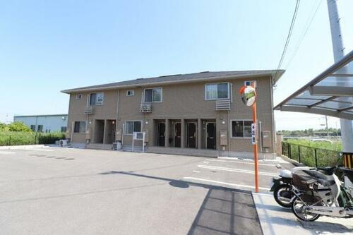 徳島県板野郡板野町犬伏字宮ノ下 賃貸アパート