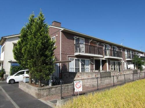 広島県福山市神辺町大字川南 テラスハウス