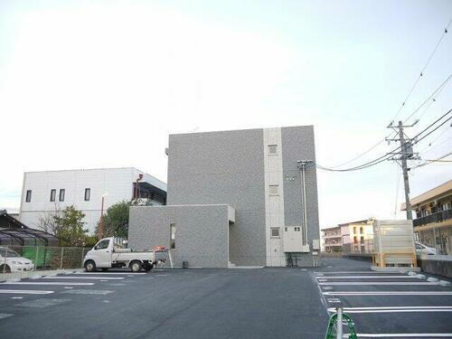 三重県津市一身田中野 賃貸マンション