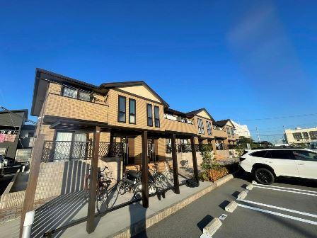兵庫県姫路市苫編 2階建