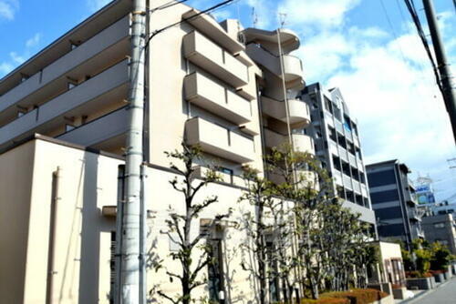 メルベーユ出戸 6階建
