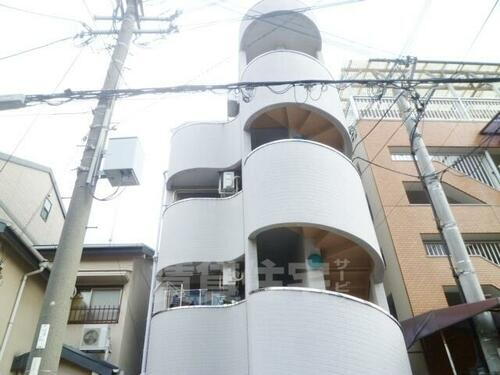 ホワイトイン 4階建