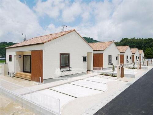ロワイヤル上砥川 平屋建て