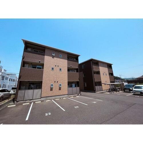 アルカディア　Ｄ棟 3階建