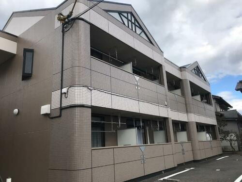 岡山県井原市笹賀町１丁目 2階建