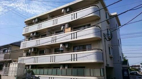 シティパレス福岡工大前 4階建