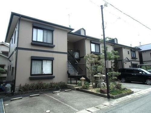 兵庫県伊丹市中野東１丁目 築30年10ヶ月 2階建