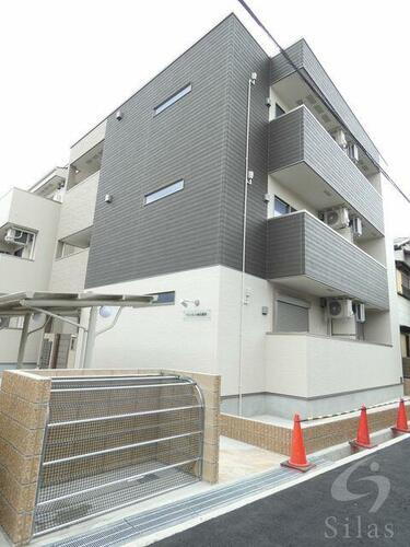 兵庫県西宮市能登町 築4年9ヶ月 3階建