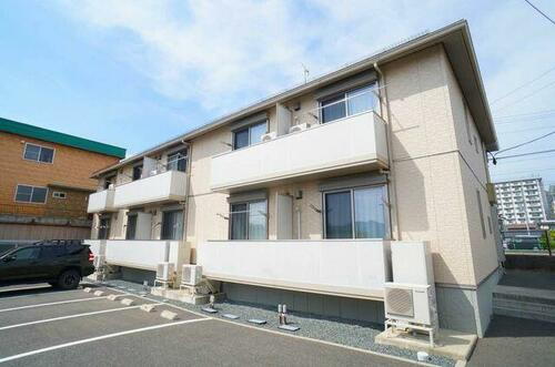 岩手県盛岡市南大通３丁目 賃貸アパート