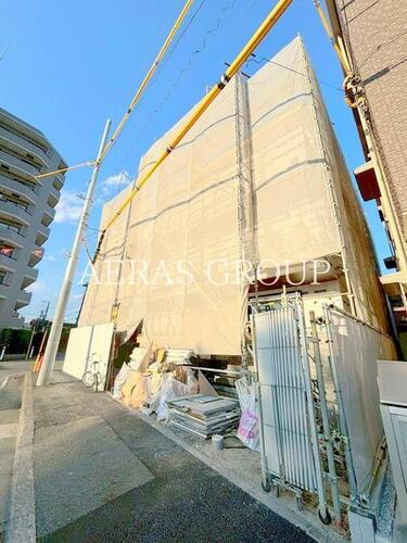 ニューインサイド 3階建