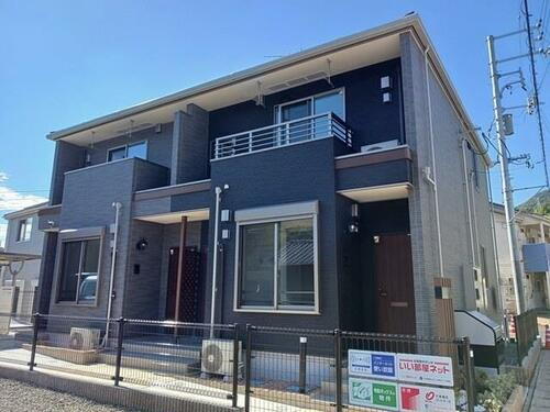 広島県尾道市吉和町 2階建 