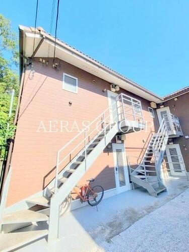 ＡＰＡＲＴＭＥＮＴ　ＢＲＯＷＮＩＥ 2階建