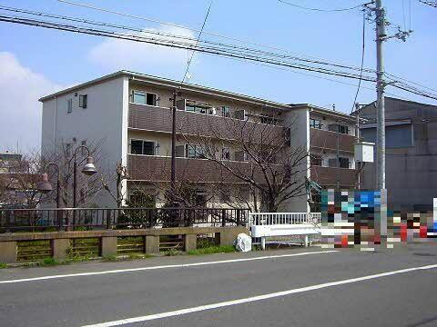 シャーメゾンさかい