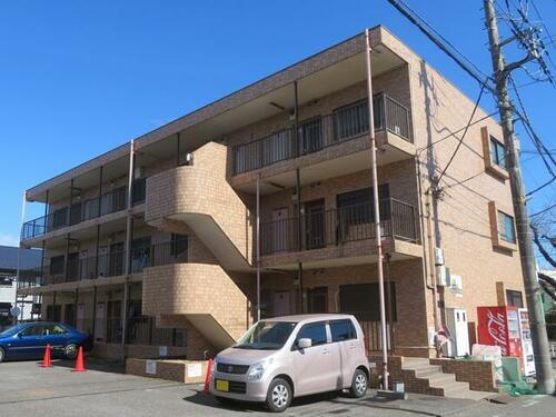 ロワール二本松 3階建